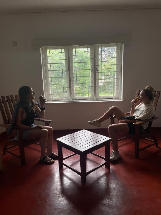 Chilly Croc Hostel Nuwara Eliya Dış mekan fotoğraf